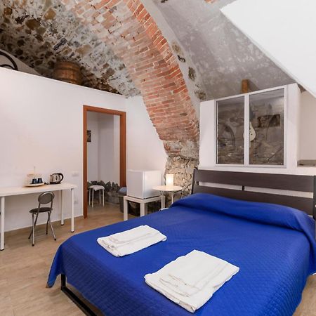 Cinque Terre La Casa Del Vignaiolo Hotel Riomaggiore Bagian luar foto
