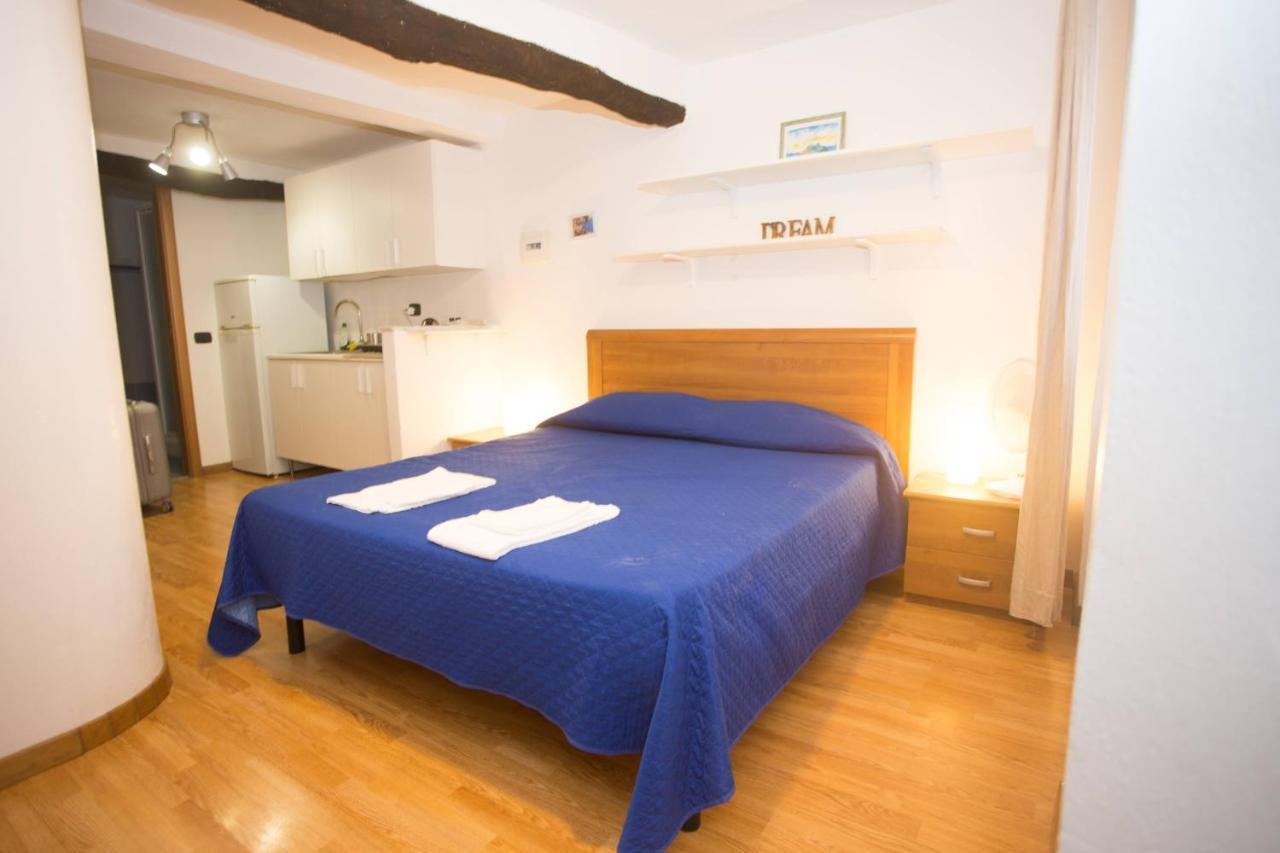 Cinque Terre La Casa Del Vignaiolo Hotel Riomaggiore Bagian luar foto